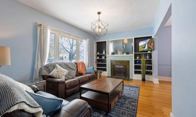 Central City House | Historic Trolley Square Retreat l Cozy 2BD Home