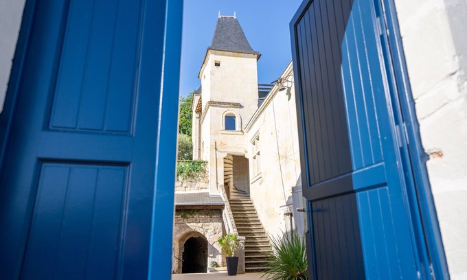 Chenehutte-Treves-Cunault Villa | Historical Townhall-school ideal for Family/Friends meetings at the Loire,Saumur
