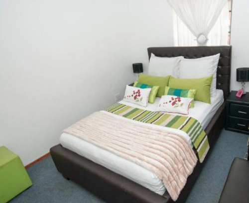 Greater Johannesburg Metropolitan Area Bed & Breakfast | Hlanganani Gardens