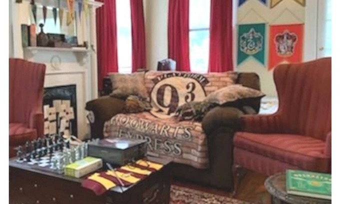 Olde Town Augusta Apartment | Hogwarts at Augusta Wizards and Muggles welcome! Harry Potter Fans dream stay.