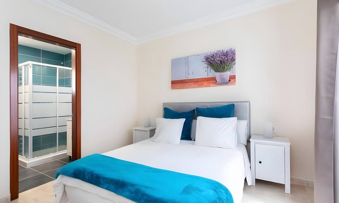 El Guincho Apartment | Holiday Apartment 'Rolycar 103' with Wi-Fi