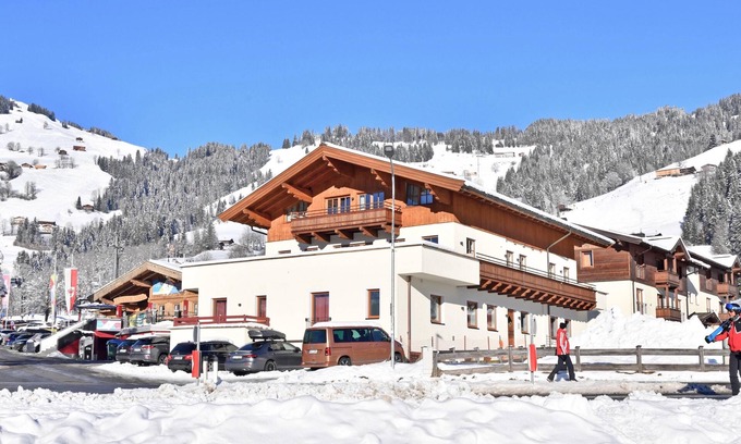 Brixen im Thale Apartment | Holiday Apartment with a spa next to the gondola