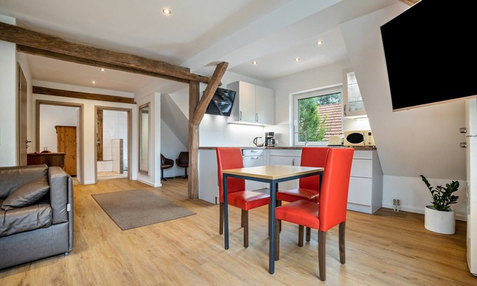 Bad Bodenteich Apartment | Holiday Apartment "Seeblick" with Lake View and Wi-Fi