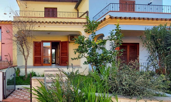 Buddittogliu Straulas Apartment | Holiday apartment Apartment with air conditioning, WiFi and parking space