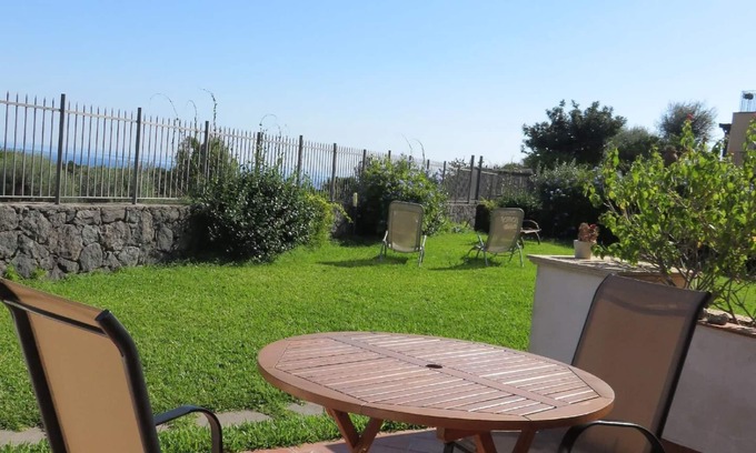 Santa Tecla Apartment | Holiday apartment Acireale for 1 - 2 persons with 1 bedroom - Holiday apartment in one or multi-fami