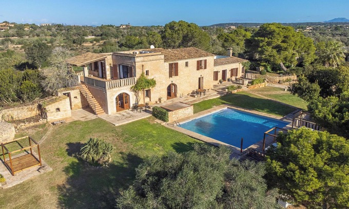 Ses Salines Apartment | Holiday Apartment "Es turo de Cabrera" with Garden, Pool & A/C