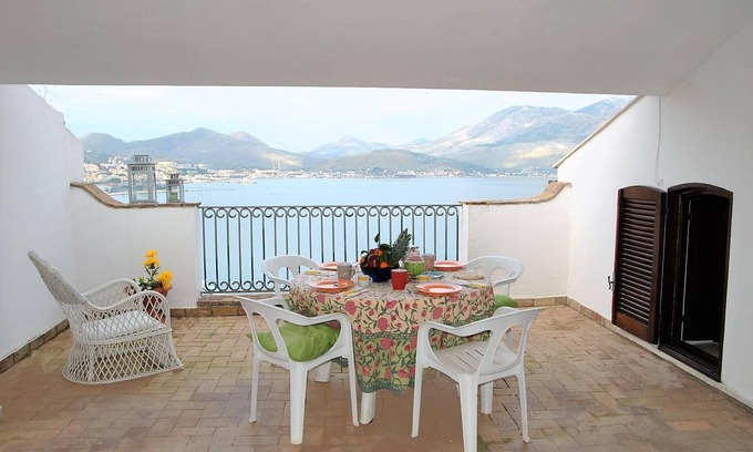 Gaeta House | Holiday apartment Gaeta for 1 - 6 persons with 2 bedrooms - Holiday house