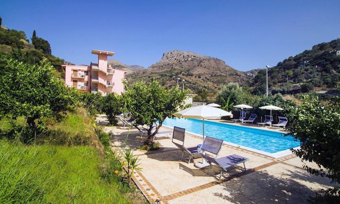 Letojanni Apartment | Holiday apartment Letojanni for 1 - 2 persons with 1 bedroom - Holiday apartment