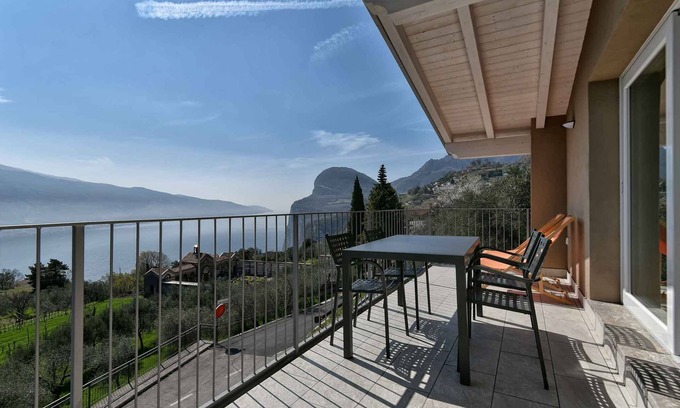 Pieve Apartment | Holiday apartment mit Balkon