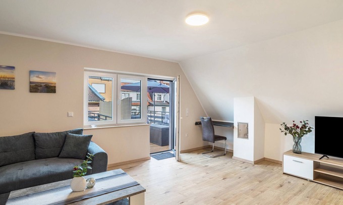 Wiesloch Apartment | Holiday Apartment 'Unique Apartments' in the Centre of Wiesloch with Private Terrace and Wi-Fi