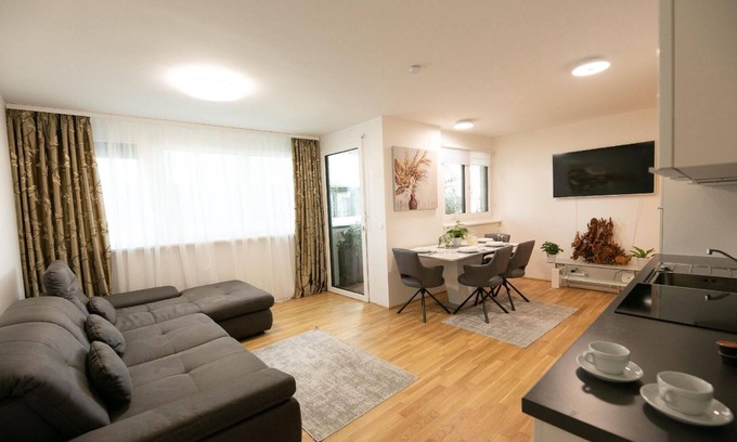 Kaisermuhlen Apartment | Holiday apartment Vienna for 1 - 4 persons with 1 bedroom - Holiday apartment in one or multi-family