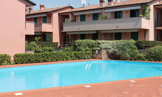 Montioni Apartment | Holiday apartment with outdoor swimming pool