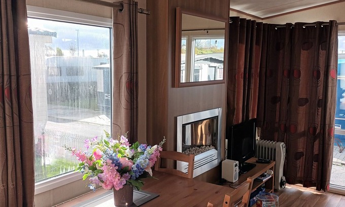 Heist House | Holiday Caravane