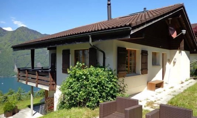 Ruetli House | Holiday cottage Chalet Sarah