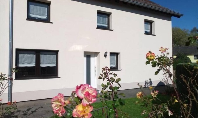 Steinfeld House | Holiday cottage Zum Rosenhügel