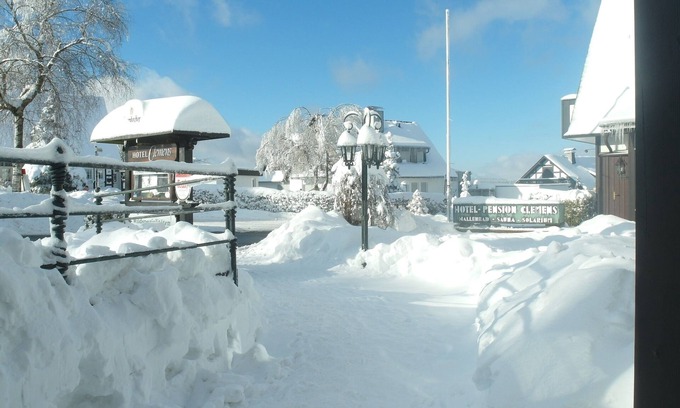 Altastenberg Apartment | Holiday home with balcony, perfect starting point in summer & winter