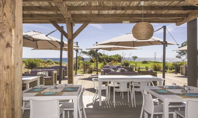 Poggio-Mezzana Apartment | Holiday Apartment "Poggio Mezzana" with Sea View, Shared Pool & A/C