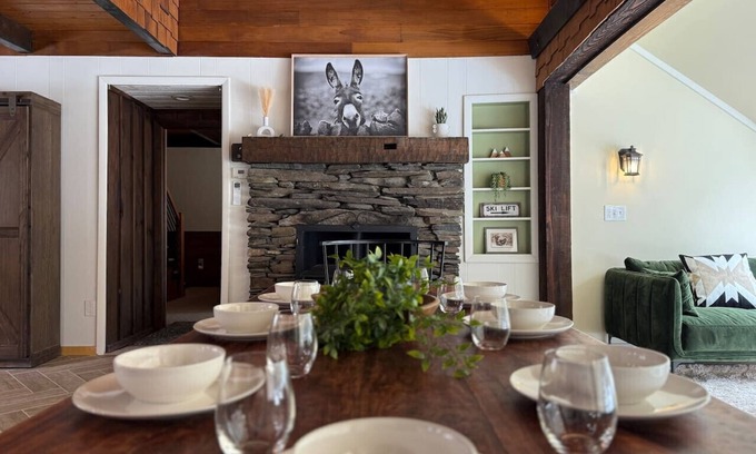 Killington Apartment | Holiday Haus- AC, game room, near golf