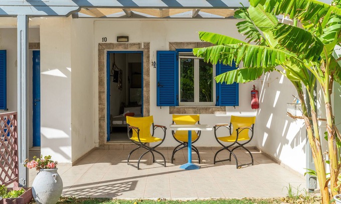 Kipri House | Holiday Home '10 Perasma Kypri Beach' with Private Terrace, Wi-Fi and Air Conditioning