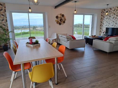 Cleder House | Holiday home 10 pers , panoramic sea view, Cléder