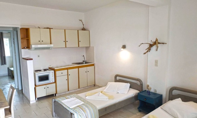 Kipri House | Holiday Home '11 Perasma Kypri Beach Apt' with Private Terrace, Wi-Fi and Air Conditioning