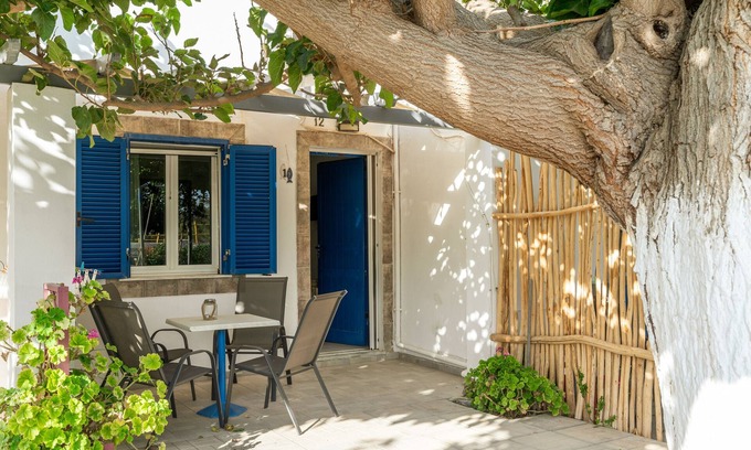 Kipri House | Holiday Home '12 Perasma Kypri Beach Apt' with Private Terrace, Wi-Fi and Air Conditioning