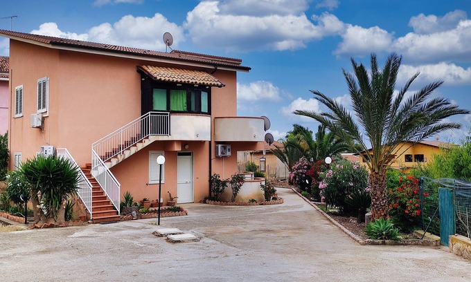 Porto Empedocle House | Holiday Home "Apartment StellaMarina Sicily Coast" with Sea View, Garden & Wi-Fi