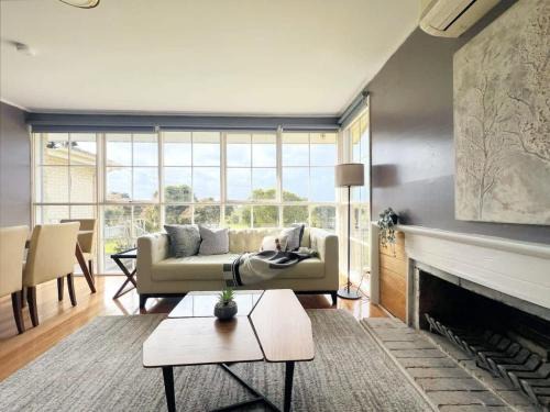 Dromana House | Holiday Home at Tennent St Dromana