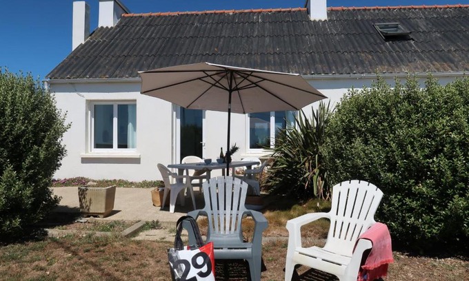 Plozevet House | Holiday Home Balades au bord de l'eau by Interhome