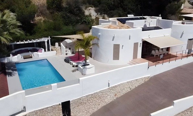 Benimeit House | Holiday Home 'Beautiful Ibiza Style Moraira' with Sea View, Wi-Fi and Air Conditioning