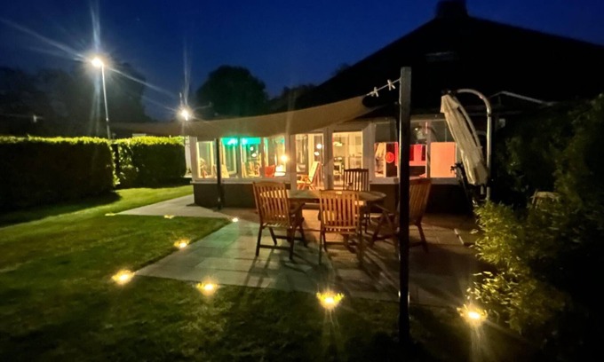 Stavenisse House | Holiday home "Buurtweg 13" with wallbox