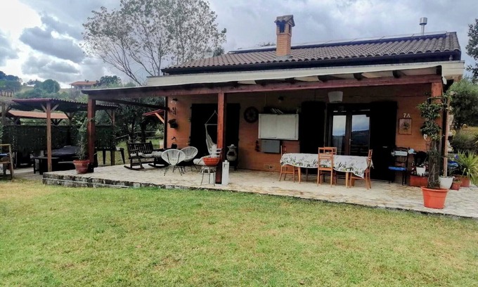 Tolentino House | Holiday Home "Casa degli Ulivi" with Private Pool and Wi-Fi