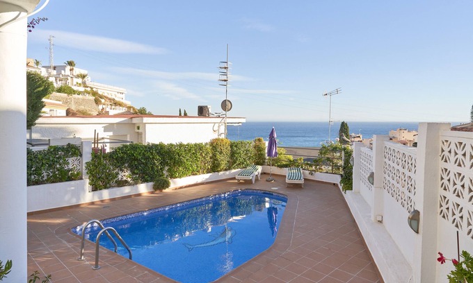 Velilla-Taramay House | Holiday Home 'Casa Mon Chau Chau' with Sea View, Private Pool and Air Conditioning