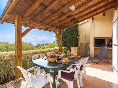 Santa Giulia House | Holiday Home Casa Murticcio 1 by Interhome