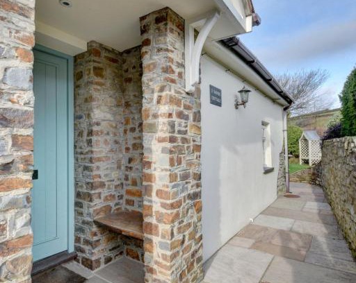 Croyde House | Holiday Home Davids Cottage by Interhome