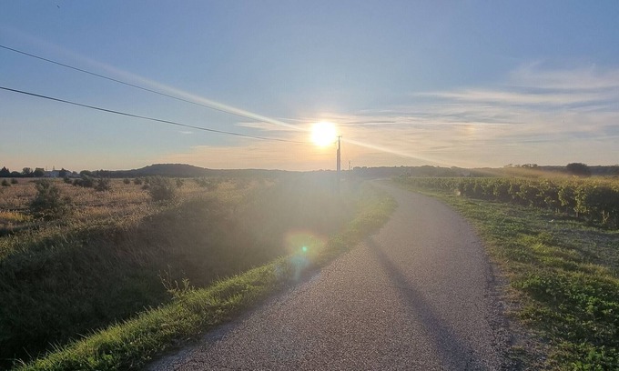 Valreas House | Holiday Home 'De Maître Potager' with Private Terrace, Private Garden and Wi-Fi