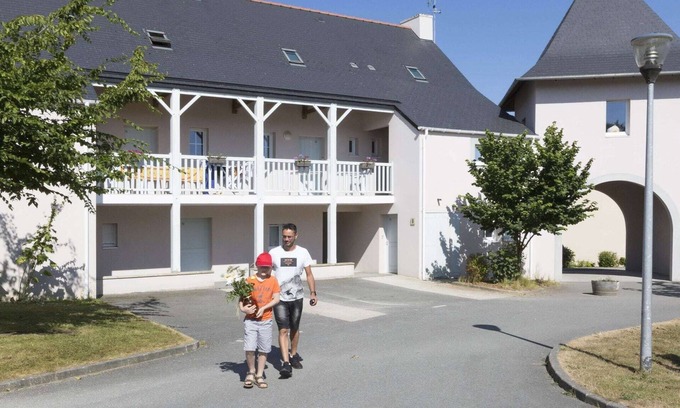 Le Tronchet House | Holiday Home in beautiful historic Brittany