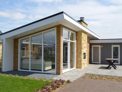 Gasthuis House | Holiday Home in Bemelen with Sauna