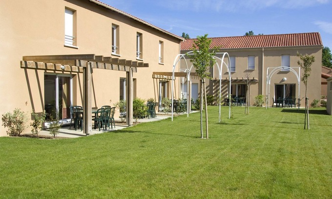 Bergerac House | Holiday Home in Bergerac near Château Bridoire