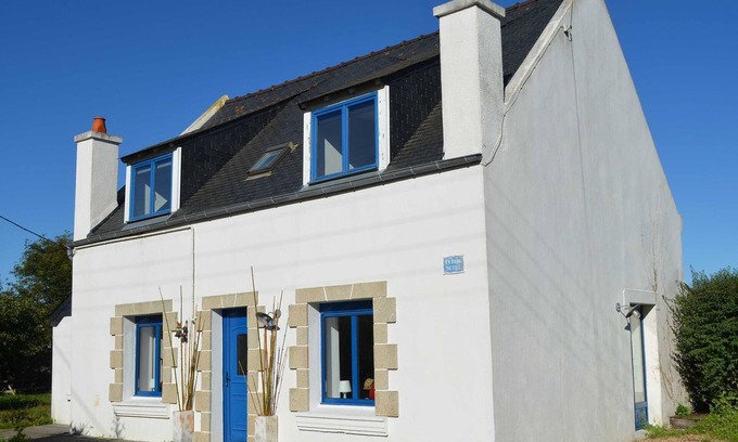 Locquirec House | Holiday Home in Brittany near Sandy Beaches
