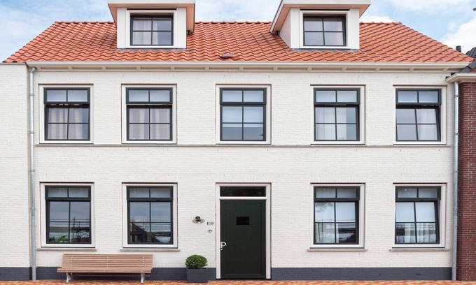 Colijnsplaat House | Holiday Home in Colijnsplaat by Oosterschelde