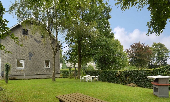 Elsenborn House | Holiday Home in Elsenborn with Garden, Heating, Barbecue