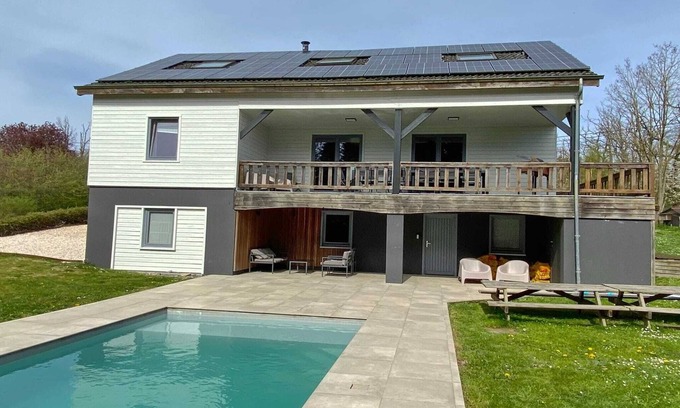 Somme-Leuze House | Holiday Home in Heure with Pool & Sauna