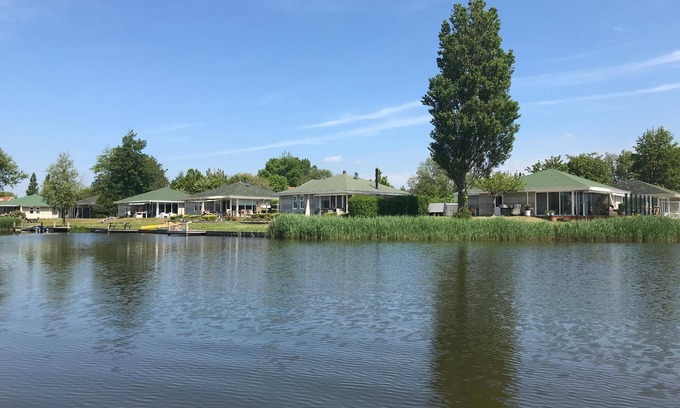 Makkum House | Holiday home in Makkum Sauna and beautiful view