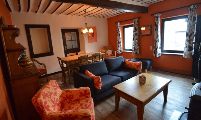 Stavelot House | Holiday Home in Stavelot near Spa Baths
