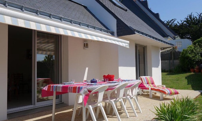 La Trinite-sur-Mer House | Holiday Home Kerdual by Interhome