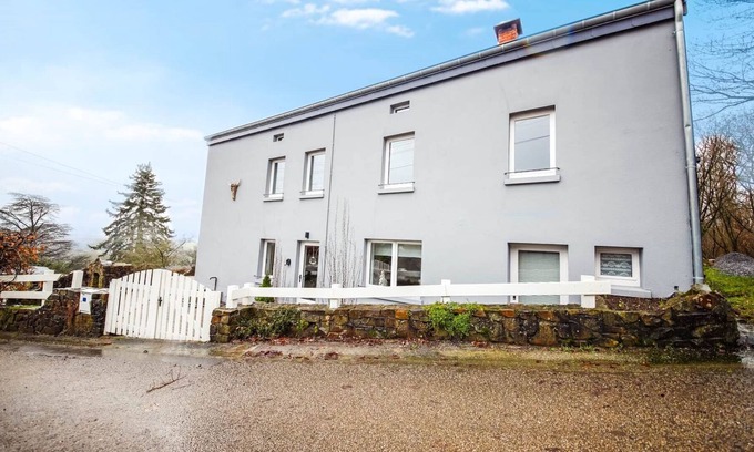 Palenge House | Holiday home La Maisonnette in Durbuy overlooking the garden