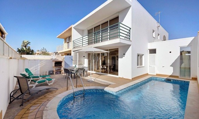Porto de Mos House | Holiday Home 'Lagos Beach Pool Villa' with Private Pool, Wi-Fi and Air Conditioning
