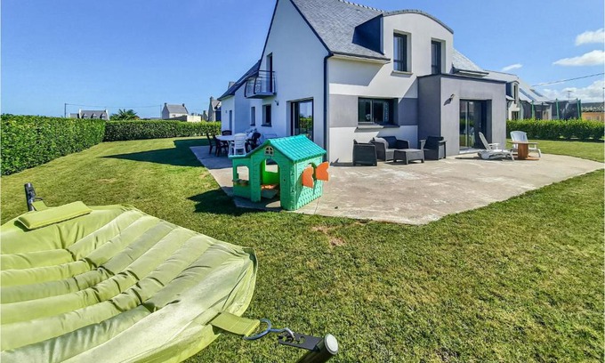 Plouguerneau House | Holiday Home Lilia Plouguerneau With Sea View 02