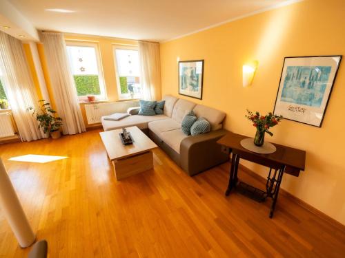 Luegde House | Holiday Home Mia by Interhome